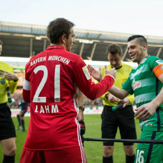 Lahm Handshake